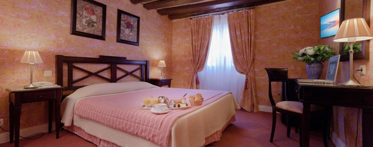 Hotel Beaubourg Париж Екстер'єр фото